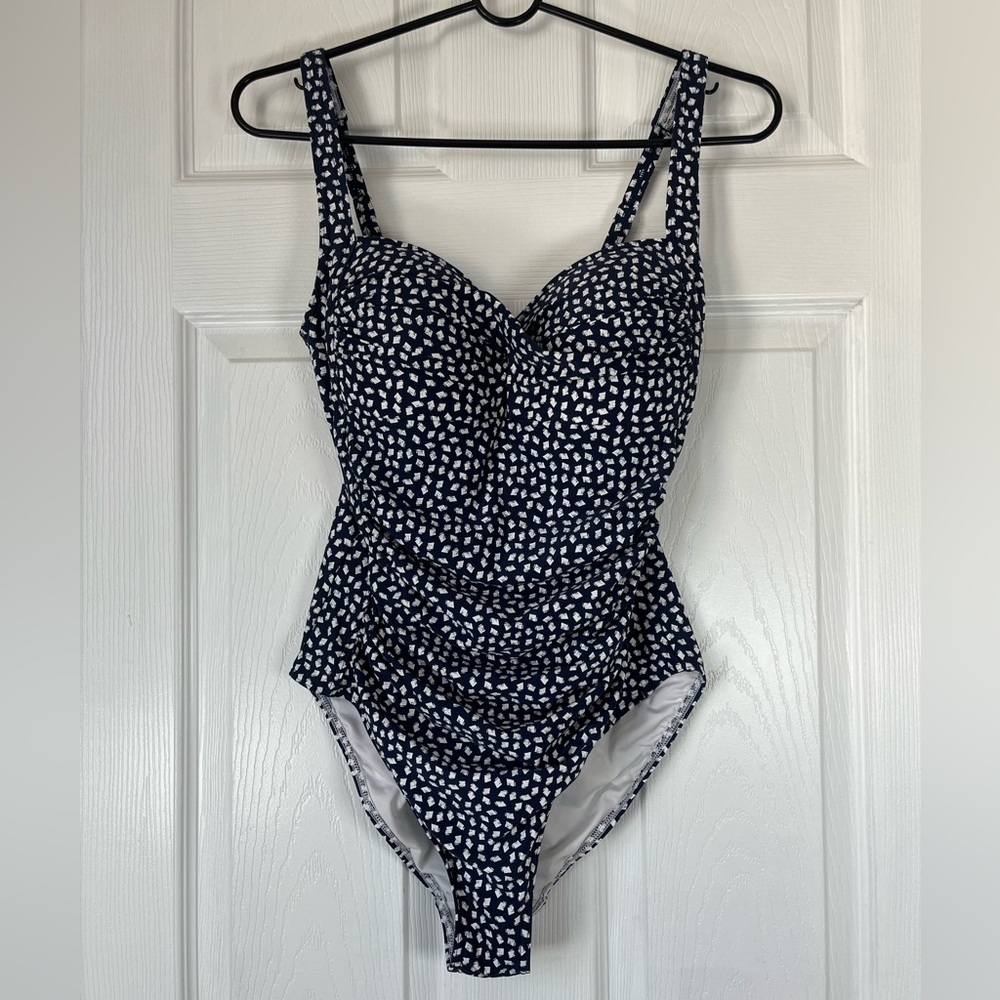Nip Tuck One Piece Swimsuit Navy Blue Size 8